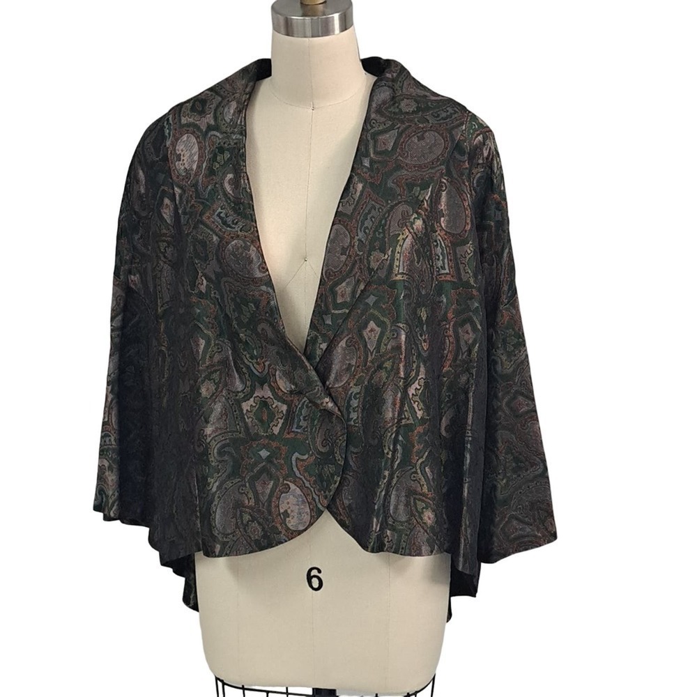 Vintage paisley damask jacket Angel Sleeves M